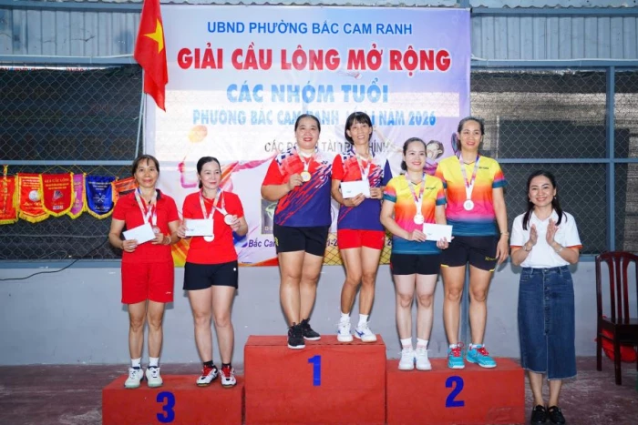 Phường Bắc Cam Ranh bế mạc Giải cầu lông các nhóm tuổi mở rộng lần thứ I 