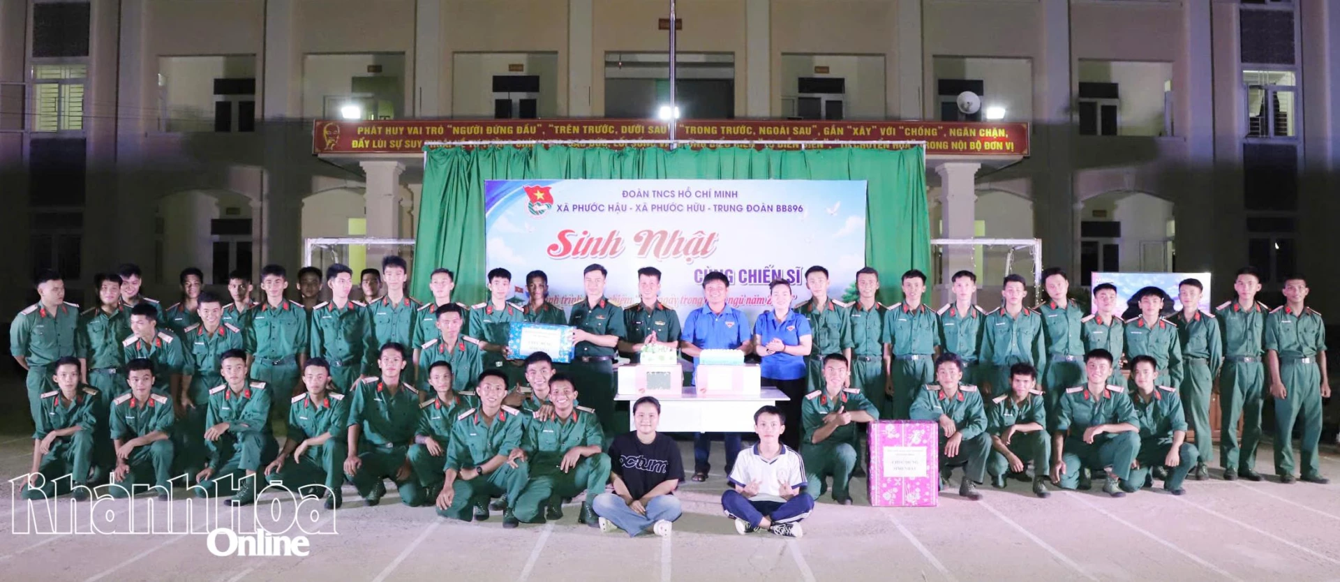 Đêm sinh nhật đồng đội tháng 7 và giao lưu văn nghệ.