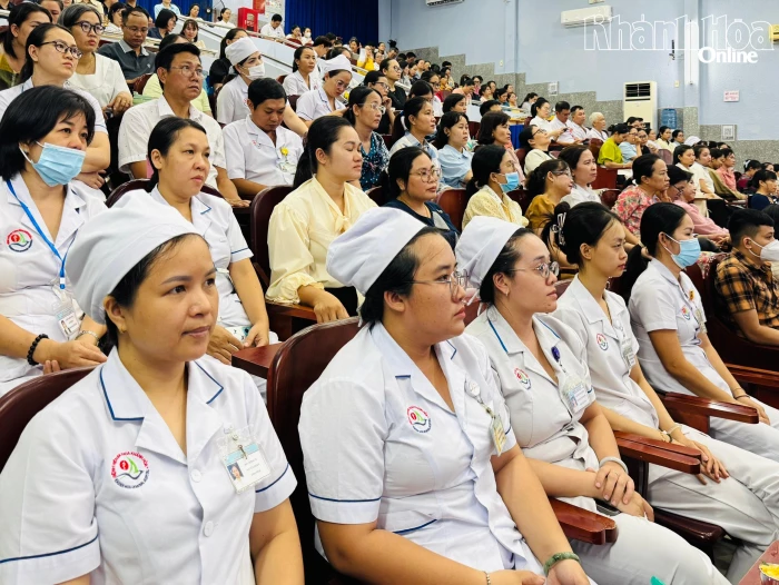 Nâng cao năng lực thực hành cho hơn 300 điều dưỡng, hộ sinh, kỹ thuật viên
