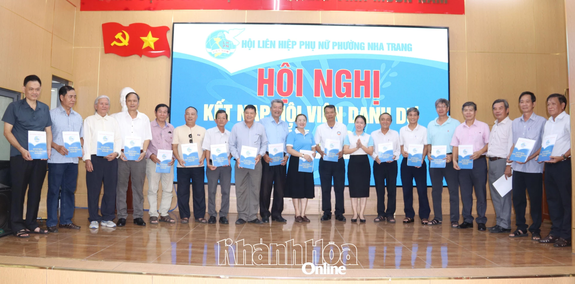 Hội viên danh dự là những cá nhân tích cực đồng hành, hỗ trợ hoạt động hội và phong trào phụ nữ tại địa phương.