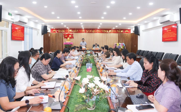 Giám sát thực hiện chính sách giáo dục, y tế tại phường Nha Trang