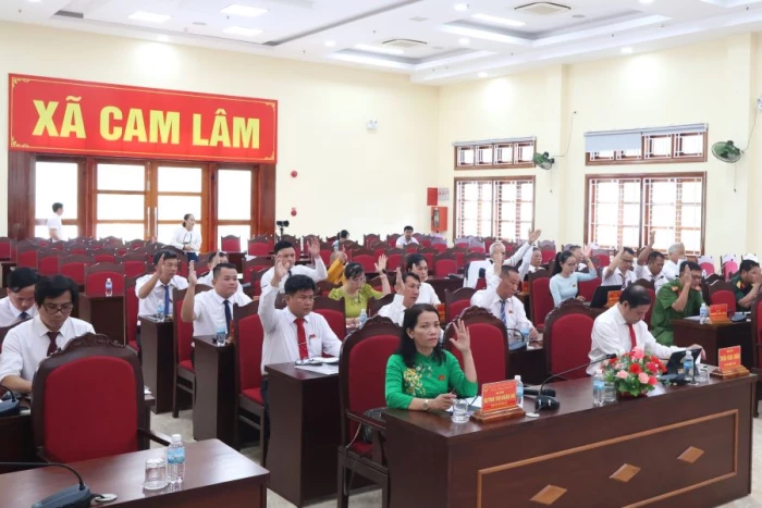 HĐND xã Cam Lâm tổ chức Kỳ họp chuyên đề thứ 3 