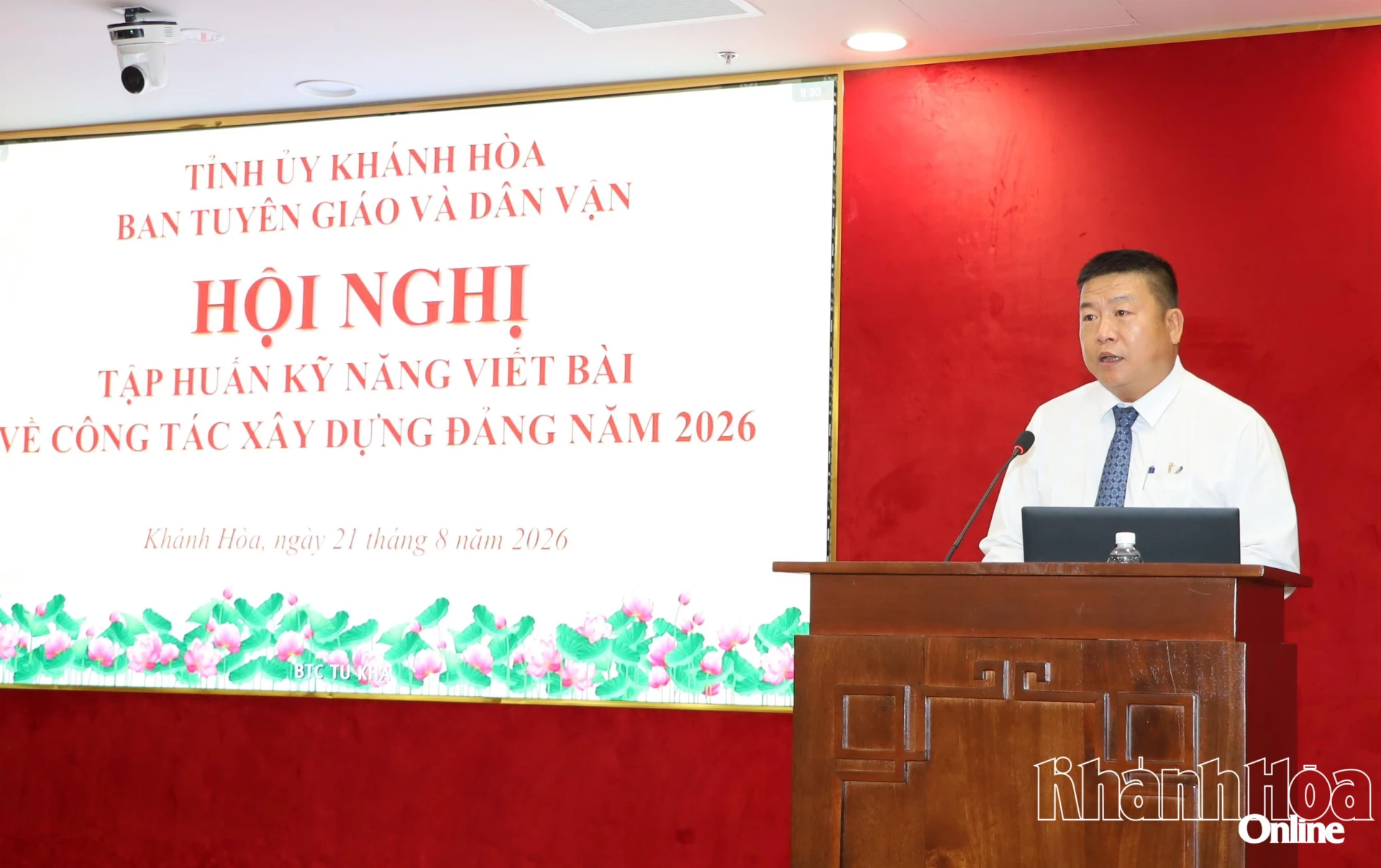 Đồng chí Võ Hoàn Hải phát biểu tại hội nghị.