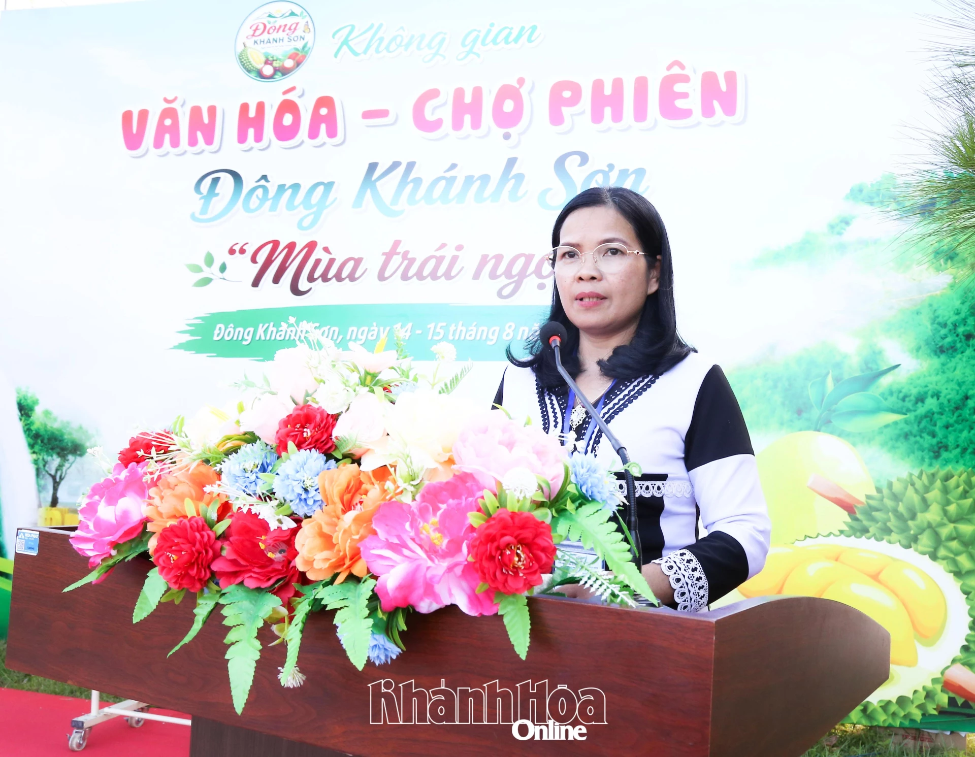 Bà Bo Bo Thị Yến - Chủ tịch UBND xã Đông Khánh Sơn khai mạc chương trình