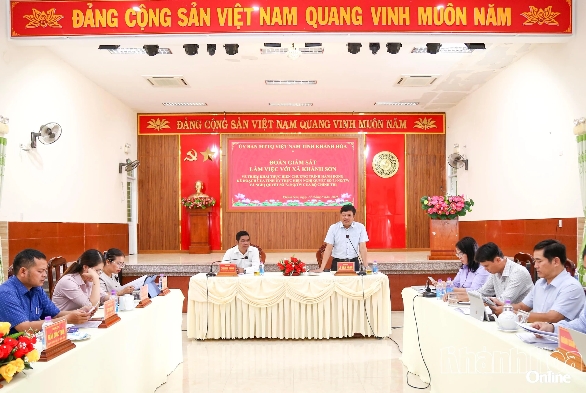 Quang cảnh tại buổi làm việc