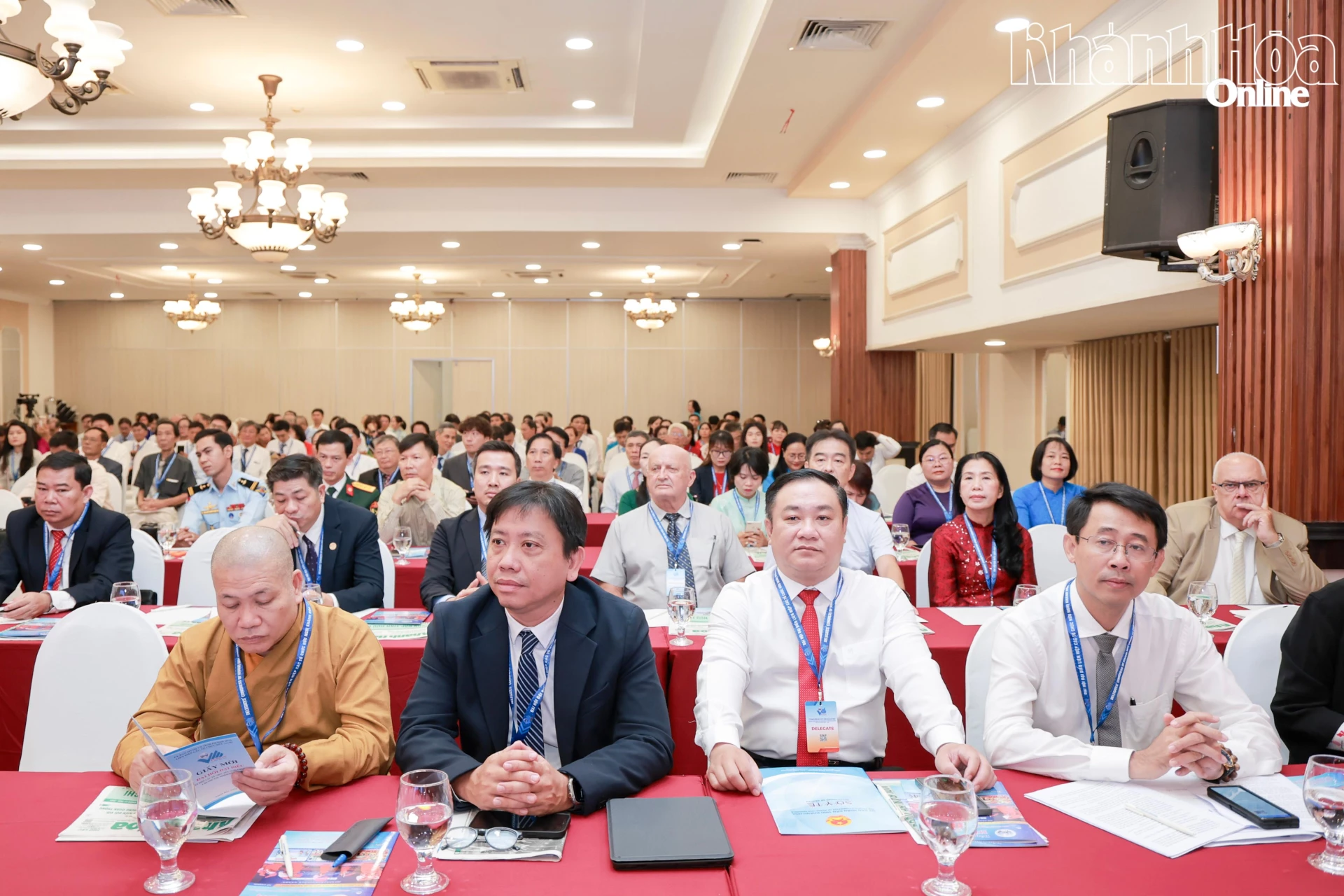 Các đại biểu tham dự đại hội.