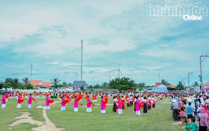 Triển khai Đề án Thúc đẩy các phong trào, hoạt động văn hóa cơ sở, lấy người dân làm trung tâm