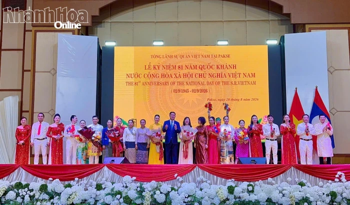 Đoàn công tác tỉnh Khánh Hòa tham gia Lễ kỷ niệm Quốc khánh Việt Nam tại Pakse (Lào)