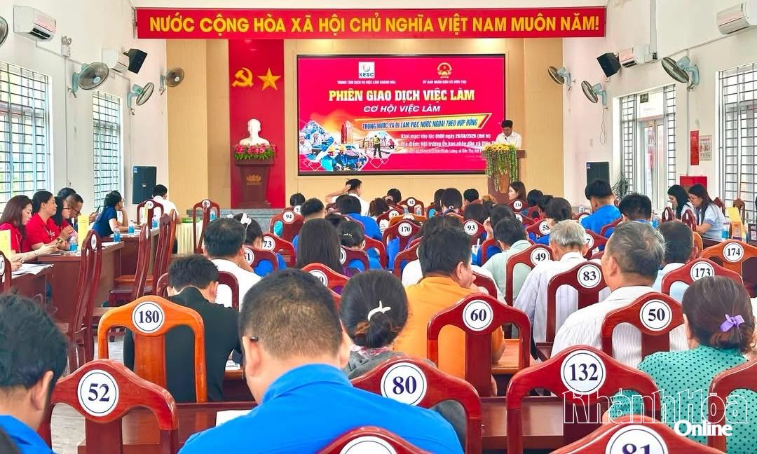 Quang cảnh phiên giao dịch việc làm