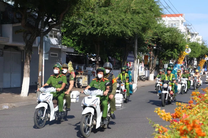 Quyết liệt đấu tranh với tội phạm mua bán người