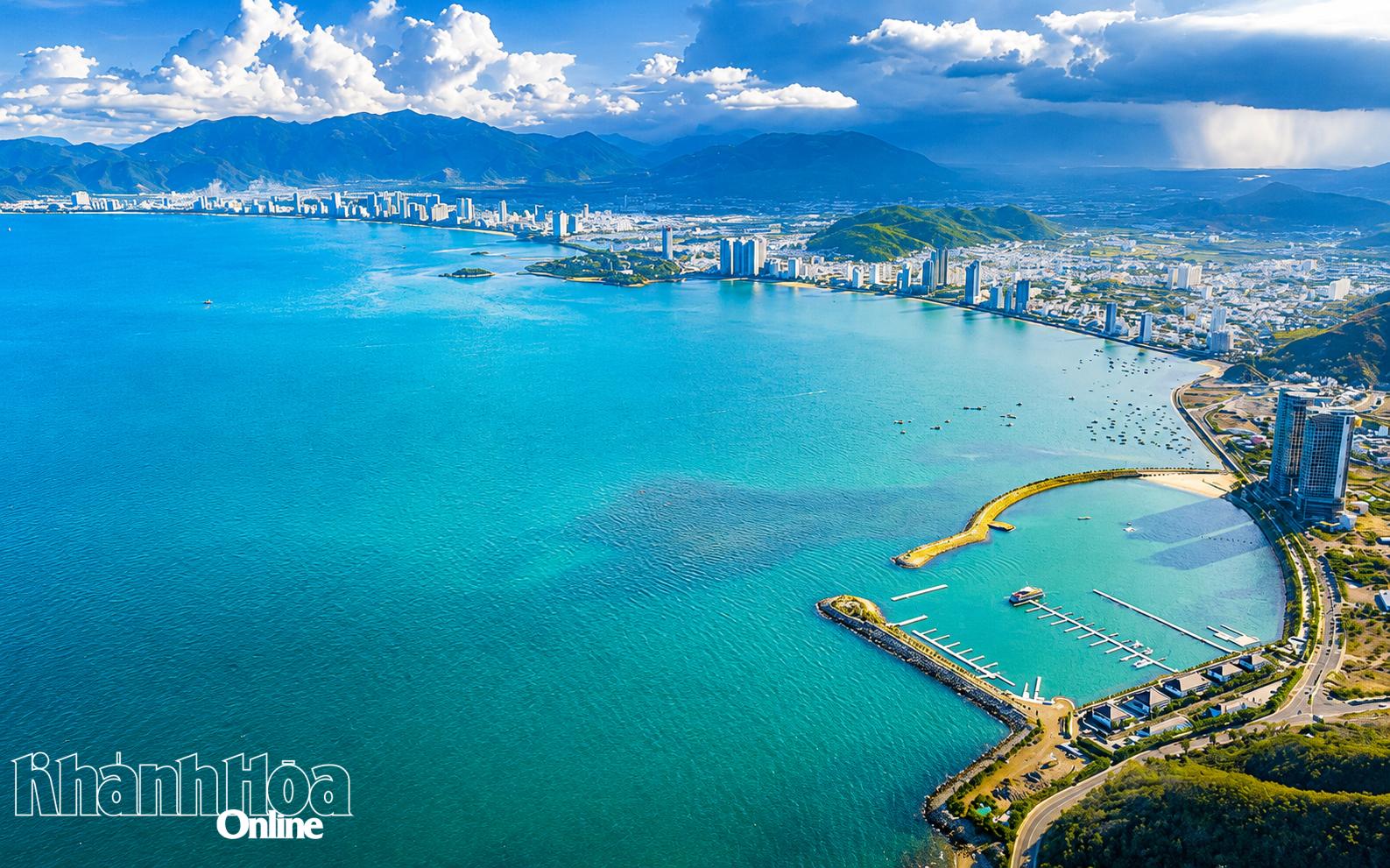 Một góc Nha Trang nhìn từ trên cao.