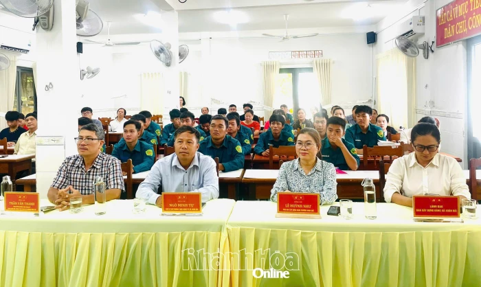 Trung tâm Chính trị phường Ninh Chử khai giảng lớp bồi dưỡng nhận thức về Đảng đợt 6