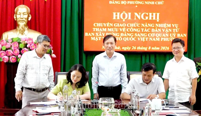 Chuyển giao chức năng, nhiệm vụ tham mưu công tác dân vận về Ủy ban MTTQ Việt Nam phường Ninh Chử