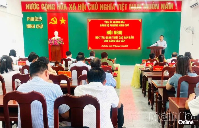 Đảng ủy phường Ninh Chử quán triệt các văn bản của Đảng các cấp