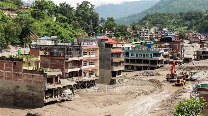 Thiệt hại sau lũ quét tại Trishuli, Nepal. Ảnh: ANI/TTXVN phát

