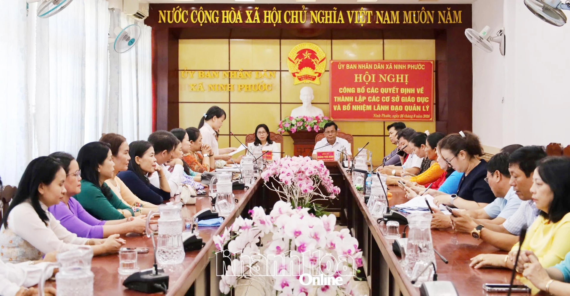Quang cảnh hội nghị.