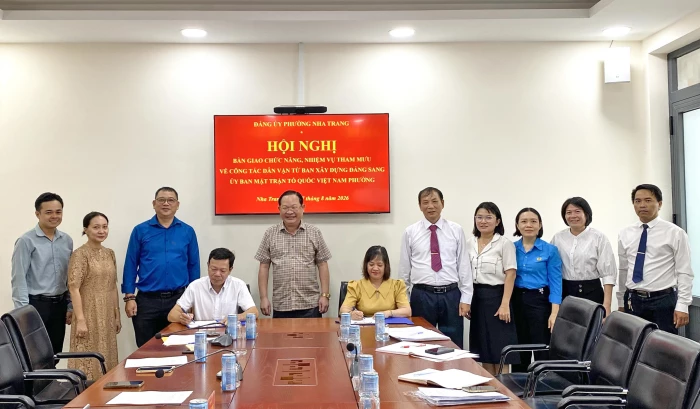 Phường Nha Trang tổ chức bàn giao chức năng, nhiệm vụ tham mưu về công tác dân vận