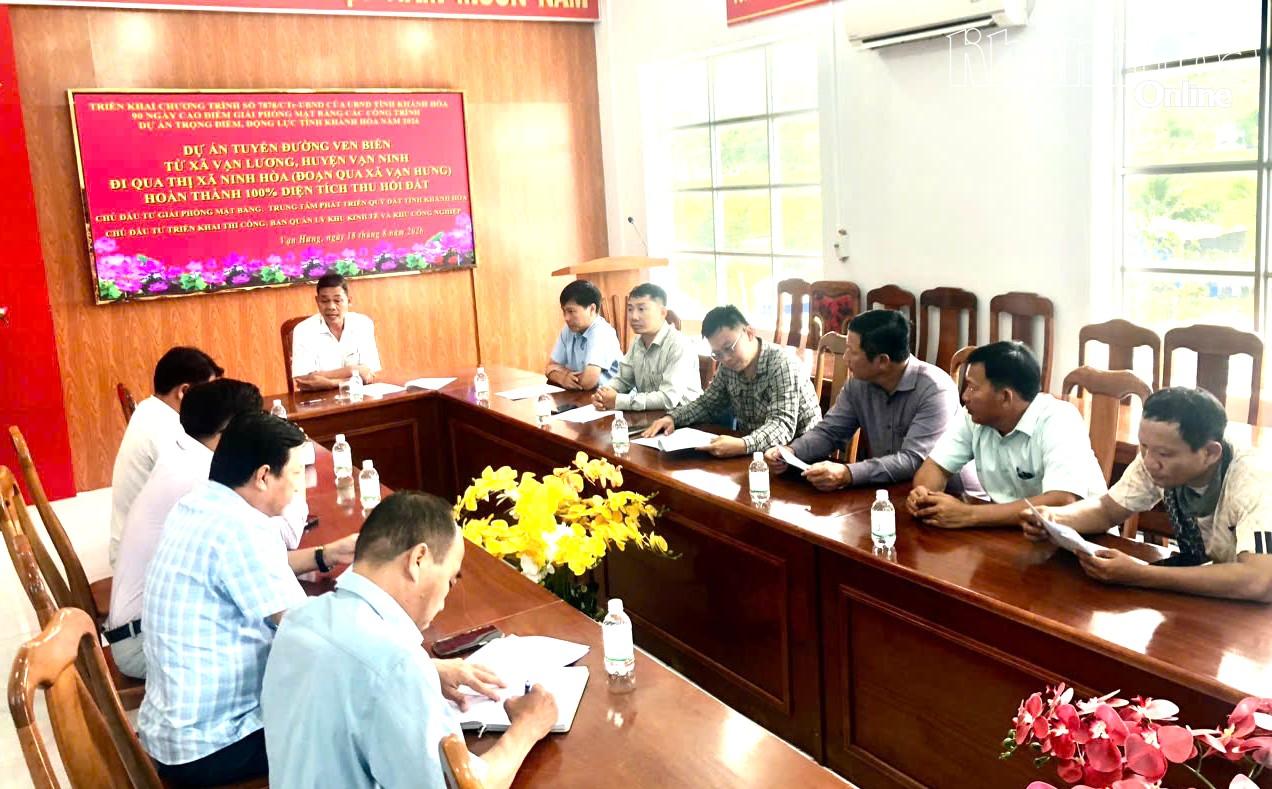 Quang cảnh tại lễ bàn giao mặt bằng.