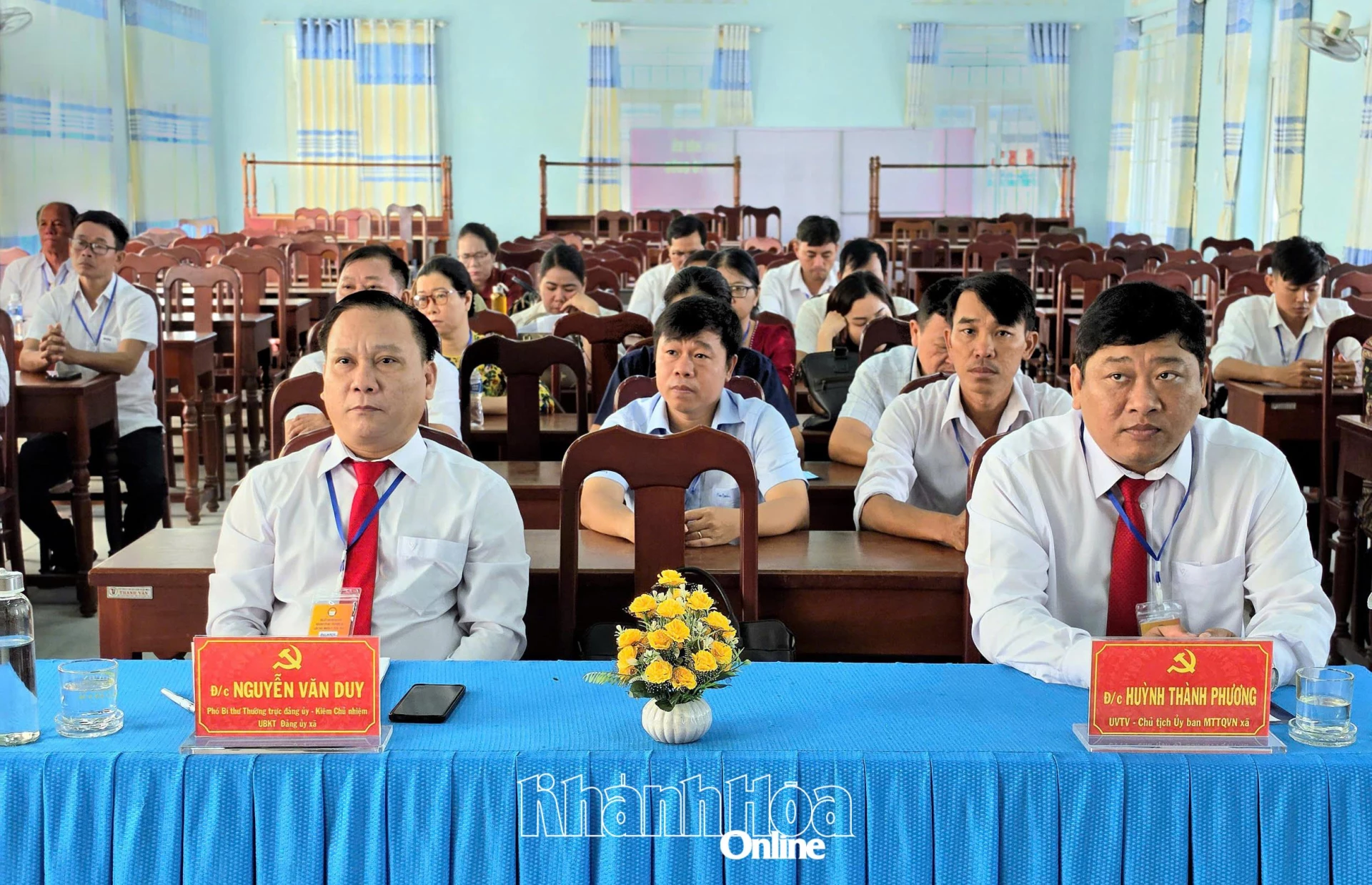 Các đại biểu dự đại hội.