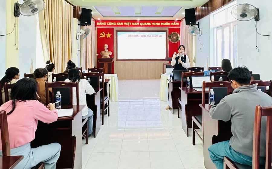 Quang cảnh hội nghị tập huấn.