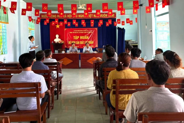 Xã Công Hải tập huấn mô hình sản xuất lúa thuần cho hơn 50 nông dân