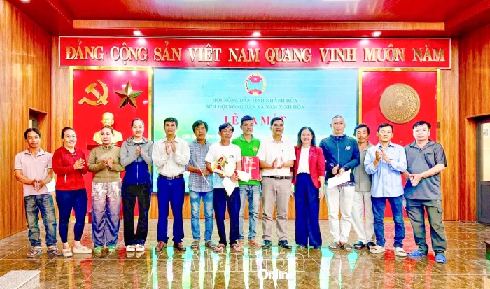 Hội Nông dân xã Nam Ninh Hòa ra mắt Chi hội Nông dân nghề nghiệp và giải ngân Quỹ Hỗ trợ nông dân