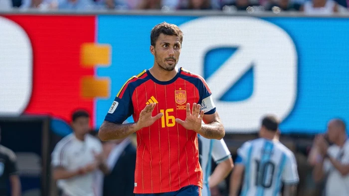 Rodri đến với Barcelona, hợp lý cho cả đôi bên
