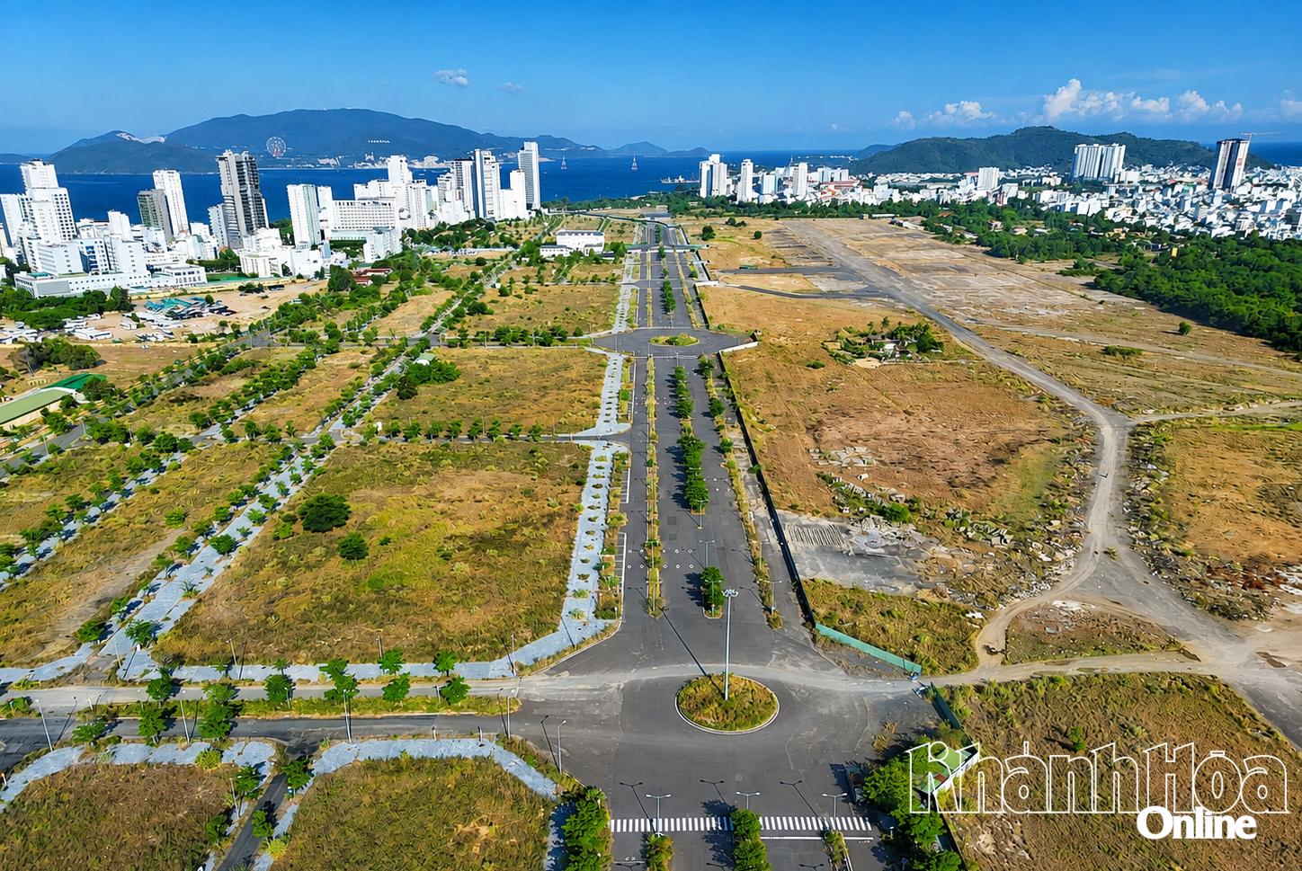 Một góc khu đất sân bay Nha Trang cũ.