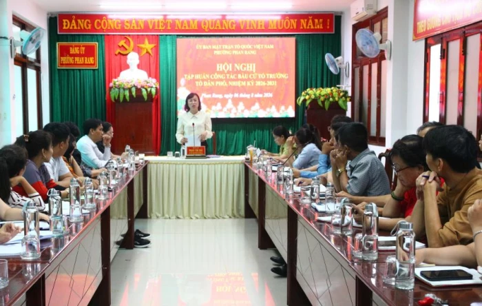Phường Phan Rang tập huấn nghiệp vụ công tác bầu tổ trưởng tổ dân phố nhiệm kỳ 2026 - 2031