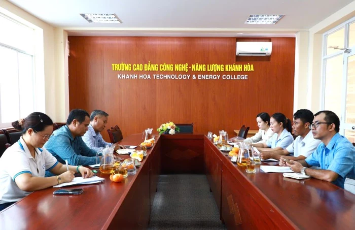 Giám sát công tác y tế trường học tại 2 cơ sở giáo dục