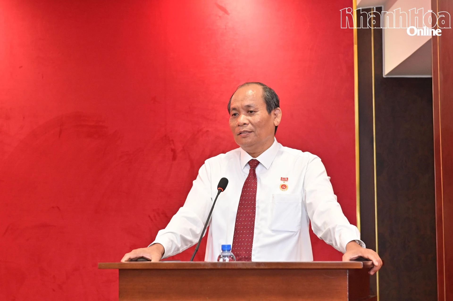 Đồng chí Nguyễn Văn Ghi phát biểu tại buổi lễ.