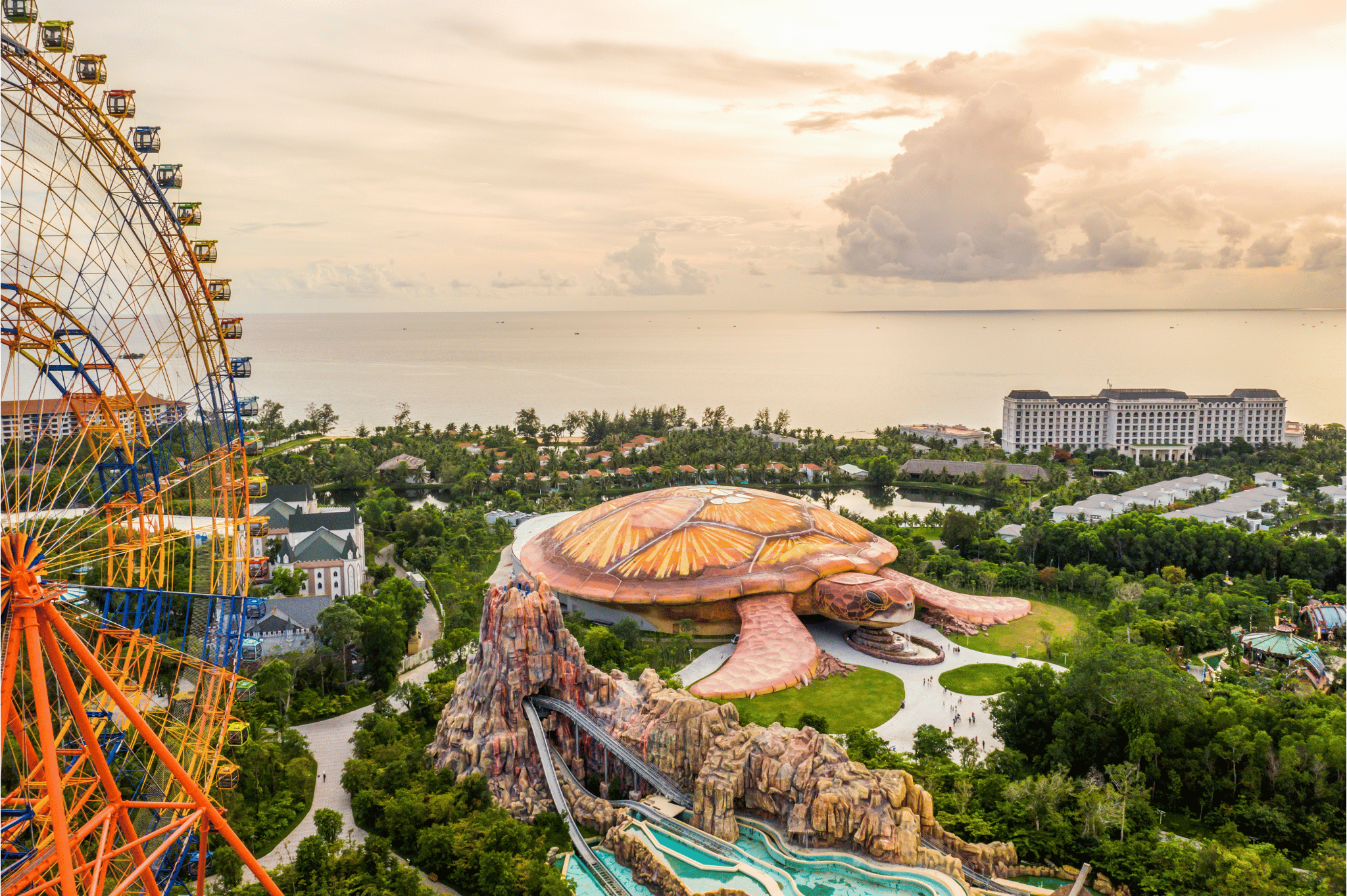 VinWonders Phú Quốc khai trương tháng 6-2020 với 6 phân khu chủ đề, quy mô hàng đầu Châu Á.