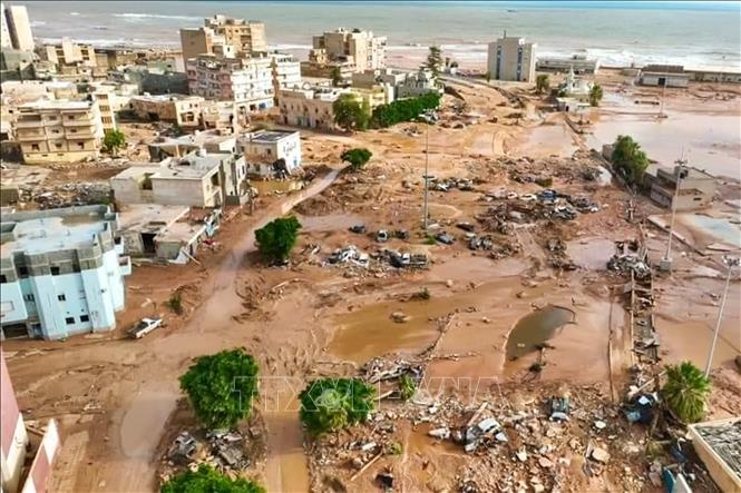 Cảnh tàn phá do lũ lụt tại Derna, Libya, ngày 13/9/2023. Ảnh: AFP/TTXVN

