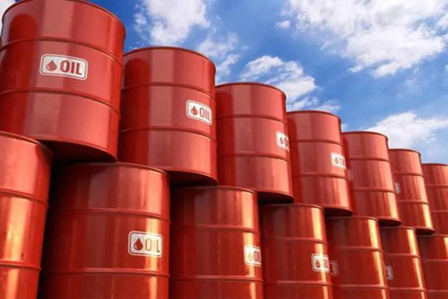 Giá xăng dầu hôm nay (28-9): Tăng vọt, vượt 96 USD/thùng