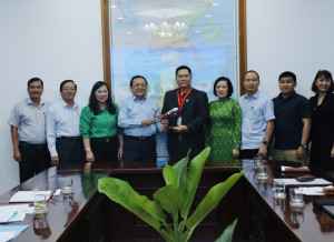 Phó Chủ tịch Thường trực UBND tỉnh Lê Hữu Hoàng:: Làm việc với Vietjet Air về xúc tiến mở rộng đường bay quốc tế đến Khánh Hòa