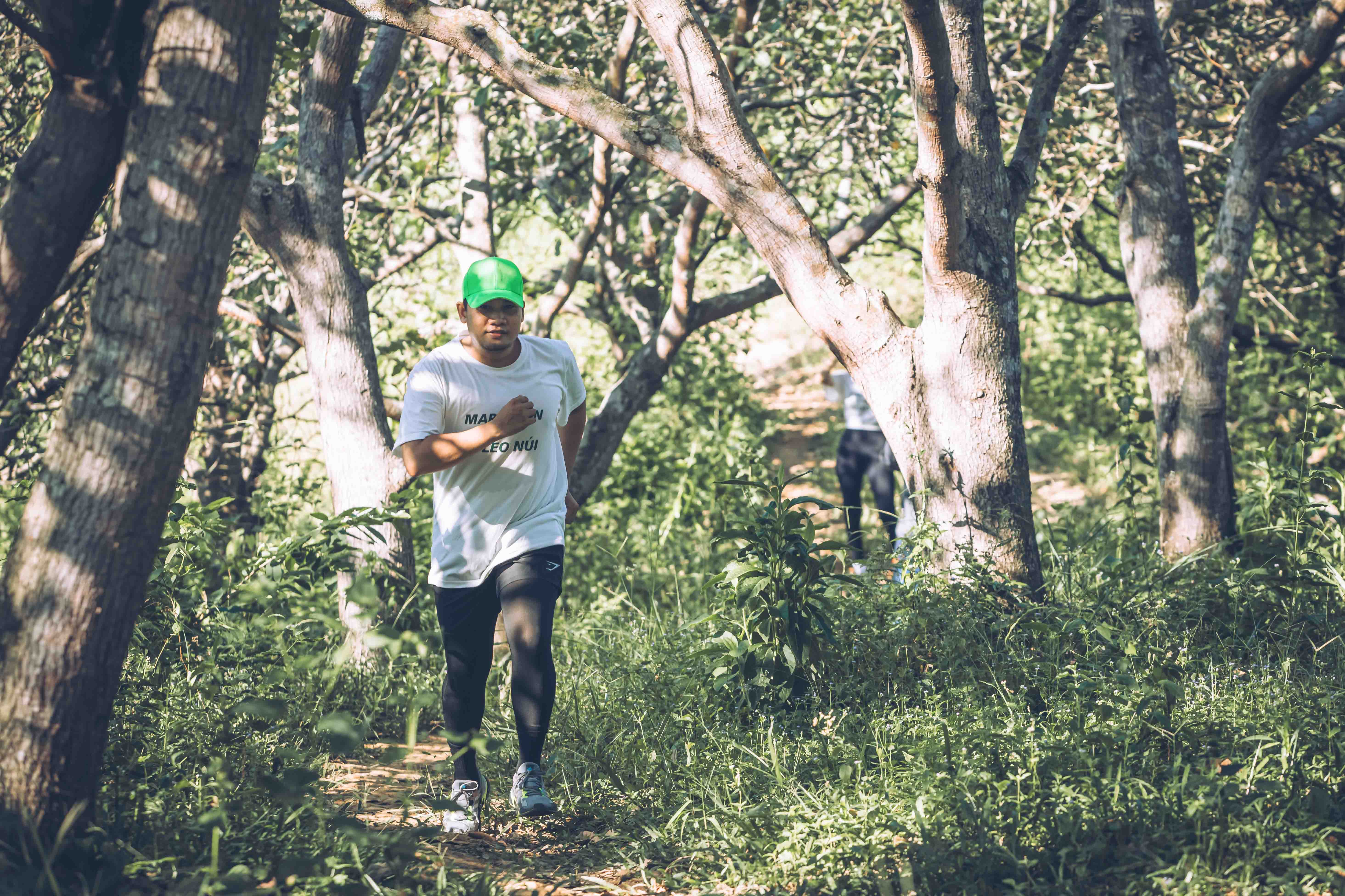 Ban tổ chức khảo sát đường chạy.