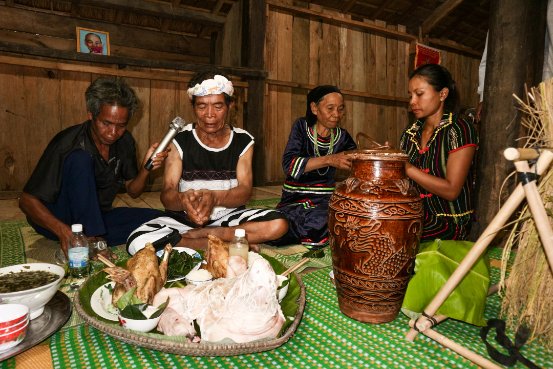 Lễ cúng lúa mới của đồng bào Raglai ở huyện Khánh Sơn.