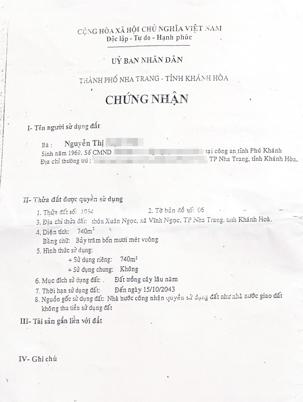 Giấy chứng nhận quyền sử dụng đất đứng tên một mình vợ ông Lê Hà.  