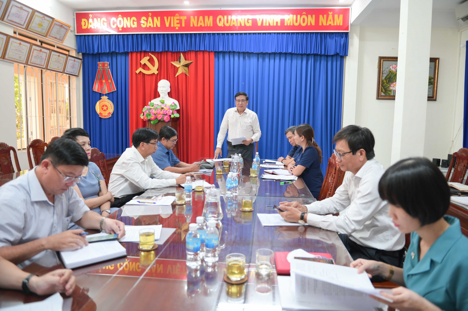 Đồng chí Lê Hữu Thọ kết luận tại buổi làm việc.