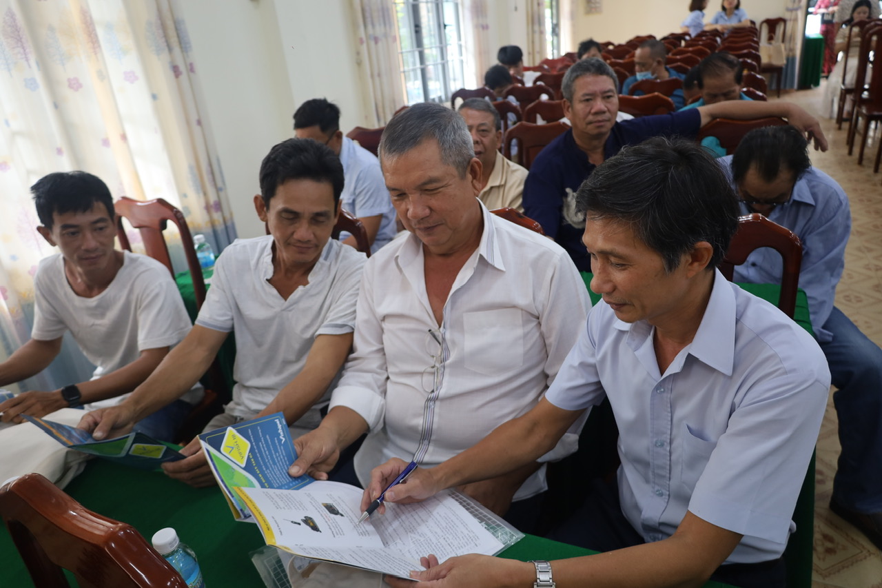 Phổ biến kiến thức về thông tin liên lạc trên biển cho ngư dân