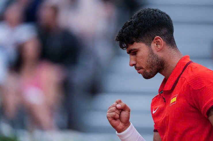 
Alcaraz mang về 3chiến thắng liên tiếp, giúp Tây Ban Nha thắng 3-0 tại bảng B, Davis Cup 2024