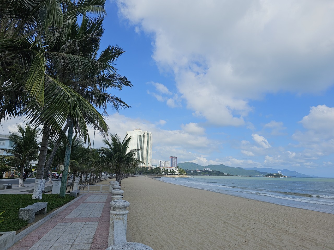 Du lịch tiết kiệm tại thiên đường biển đảo Nha Trang