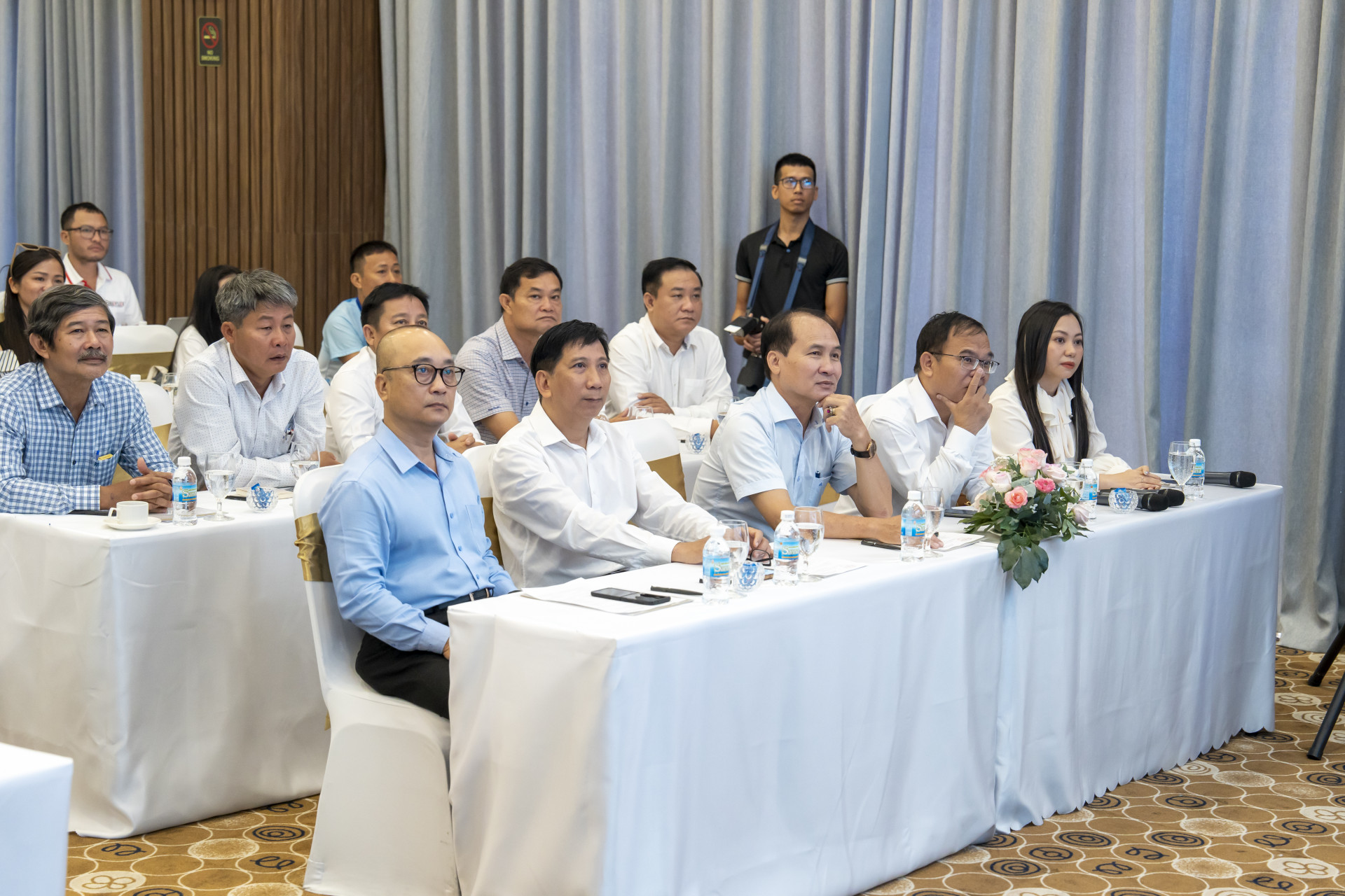 Leaders of Khanh Hoa provincial departments and sectors attending the press conference

