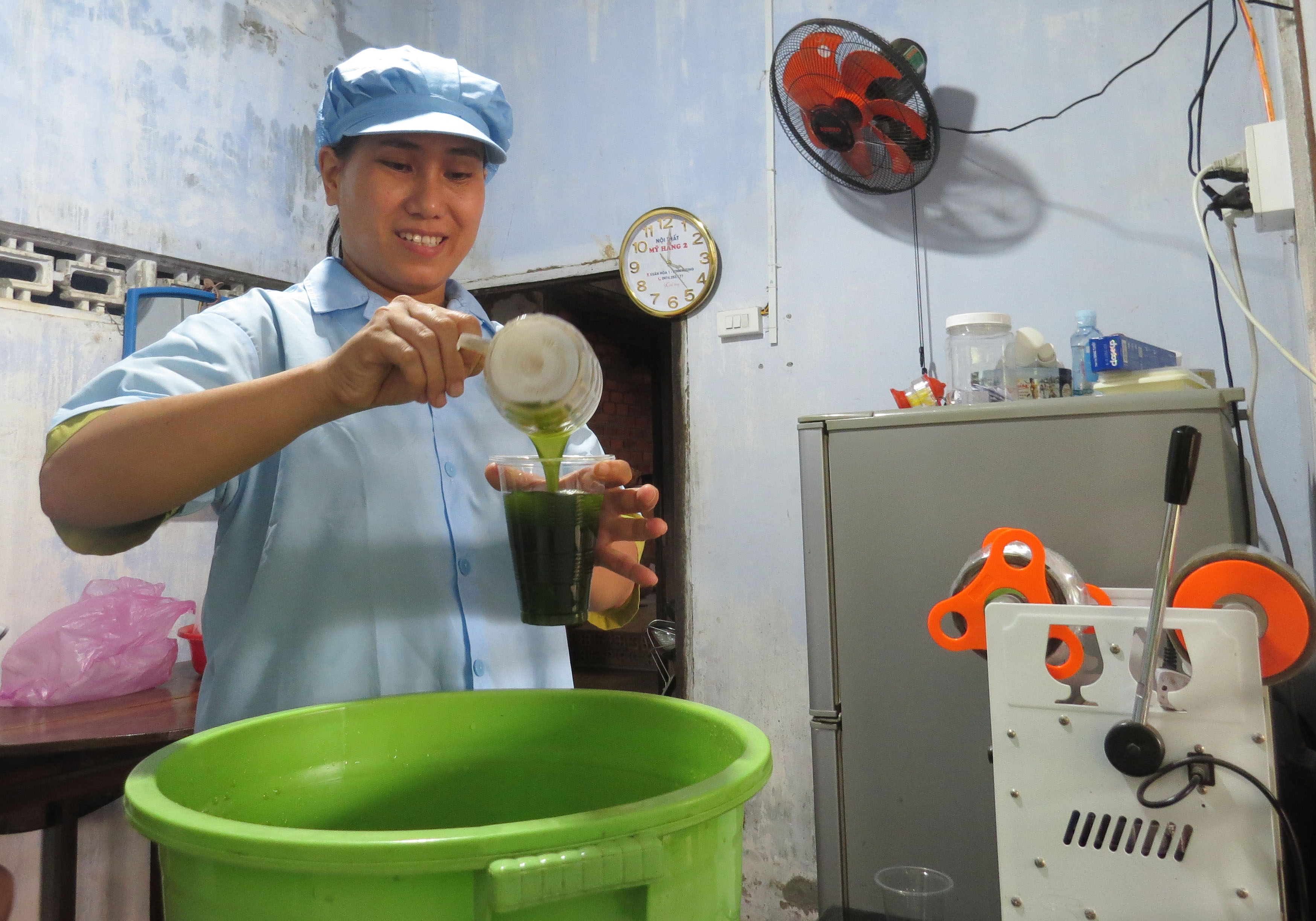 Thạc sĩ 8X khởi nghiệp với thạch sương sâm