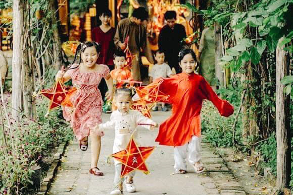 Vầng trăng Trung thu