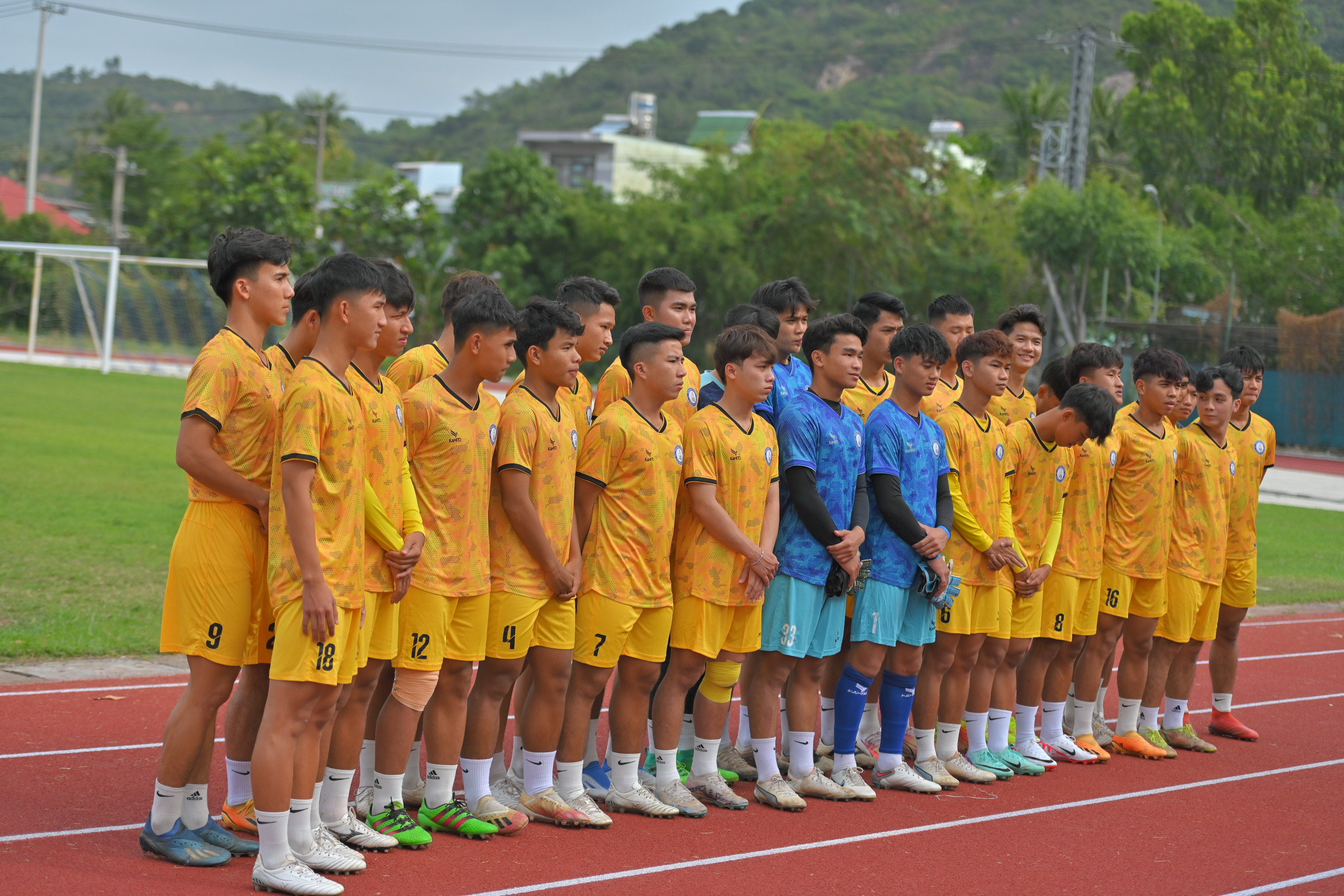 Góc khuất của bóng đá trẻ Khánh Hòa - Kỳ 1: Nhiều sai phạm ở các đội bóng đá trẻ