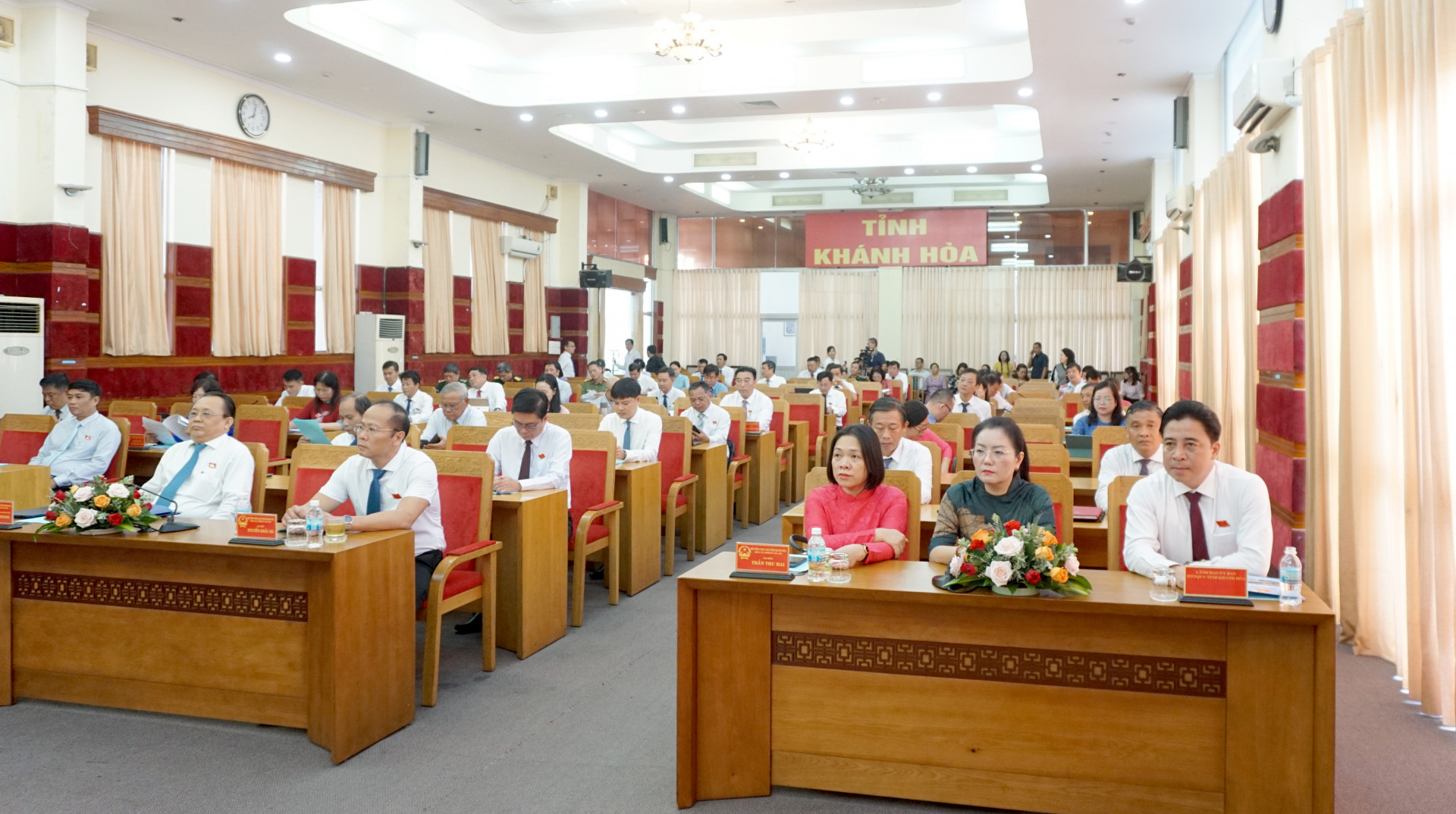 Quang cảnh Kỳ họp thứ 15 HĐND tỉnh khóa VII