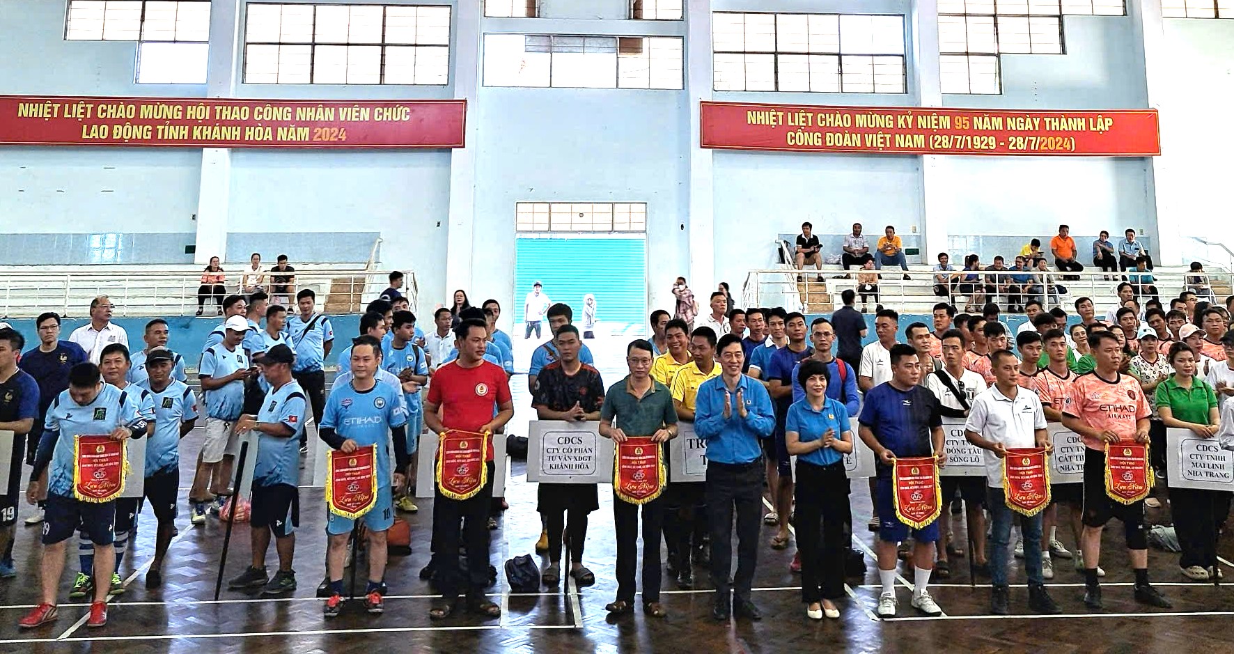 Hơn 290 vận động viên tham gia tranh tài