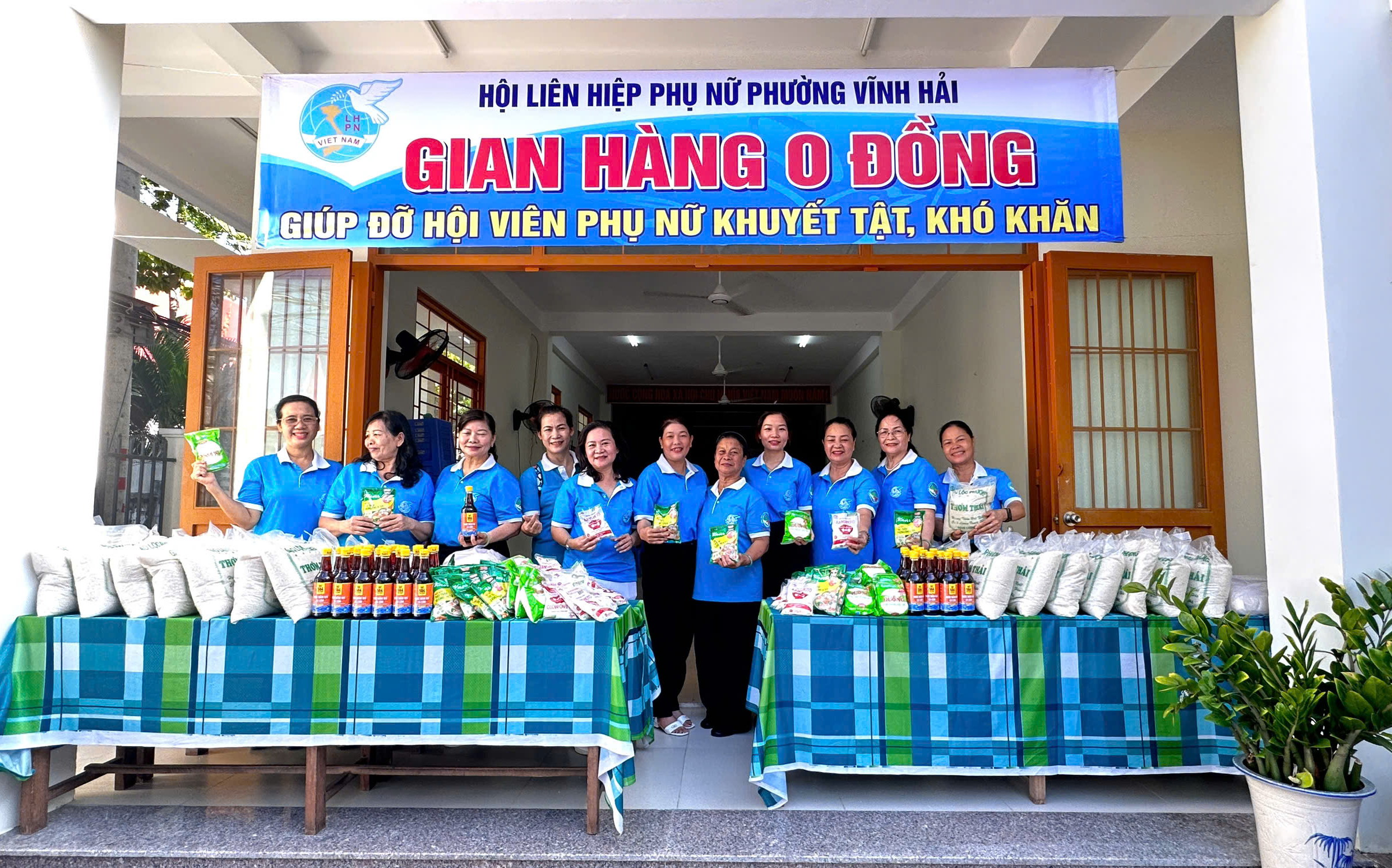 Hội Liên hiệp Phụ nữ phường Vĩnh Hải: Tặng quà, phương tiện sinh kế cho phụ nữ khuyết tật, khó khăn