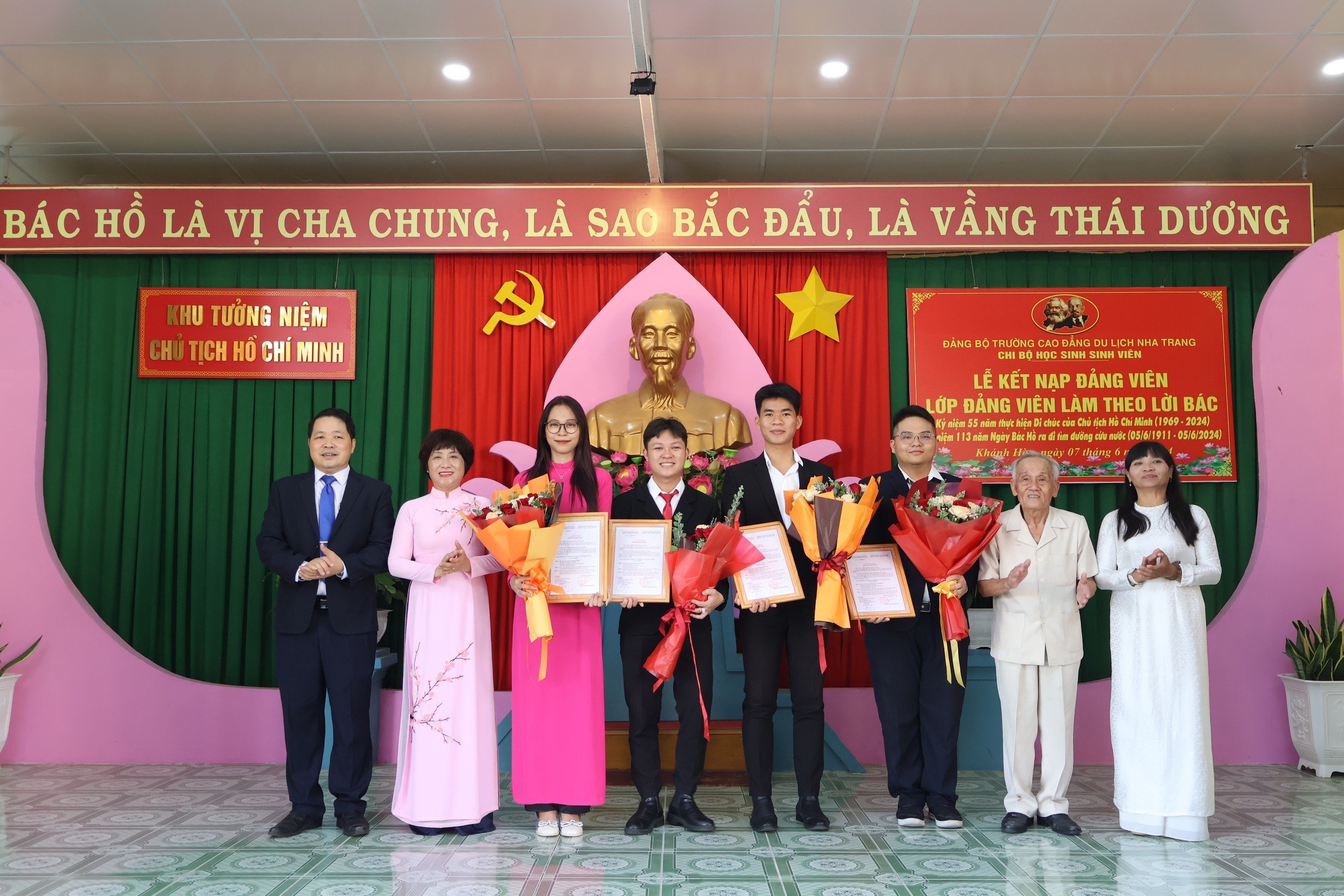 Đảng bộ Khối các cơ quan tỉnh Khánh Hòa: Nhiều cách làm hay trong phát triển đảng viên là học sinh, sinh viên